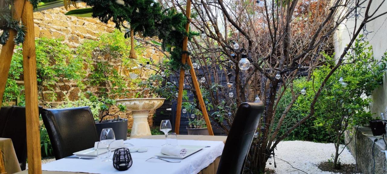 Logis Hotel Restaurant Entre Nous Langeac Eksteriør billede